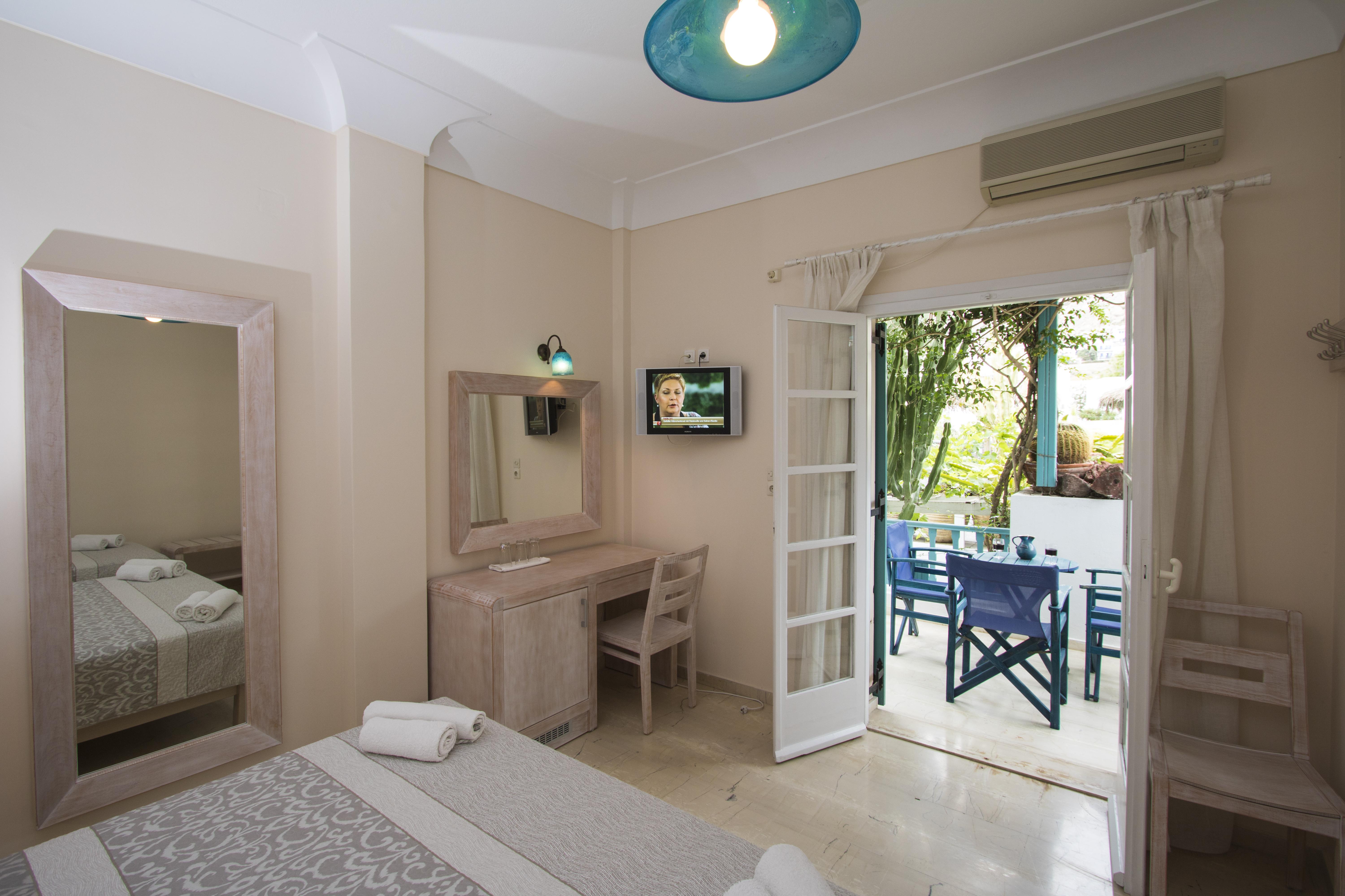 Hotel Andreas Камарі Екстер'єр фото