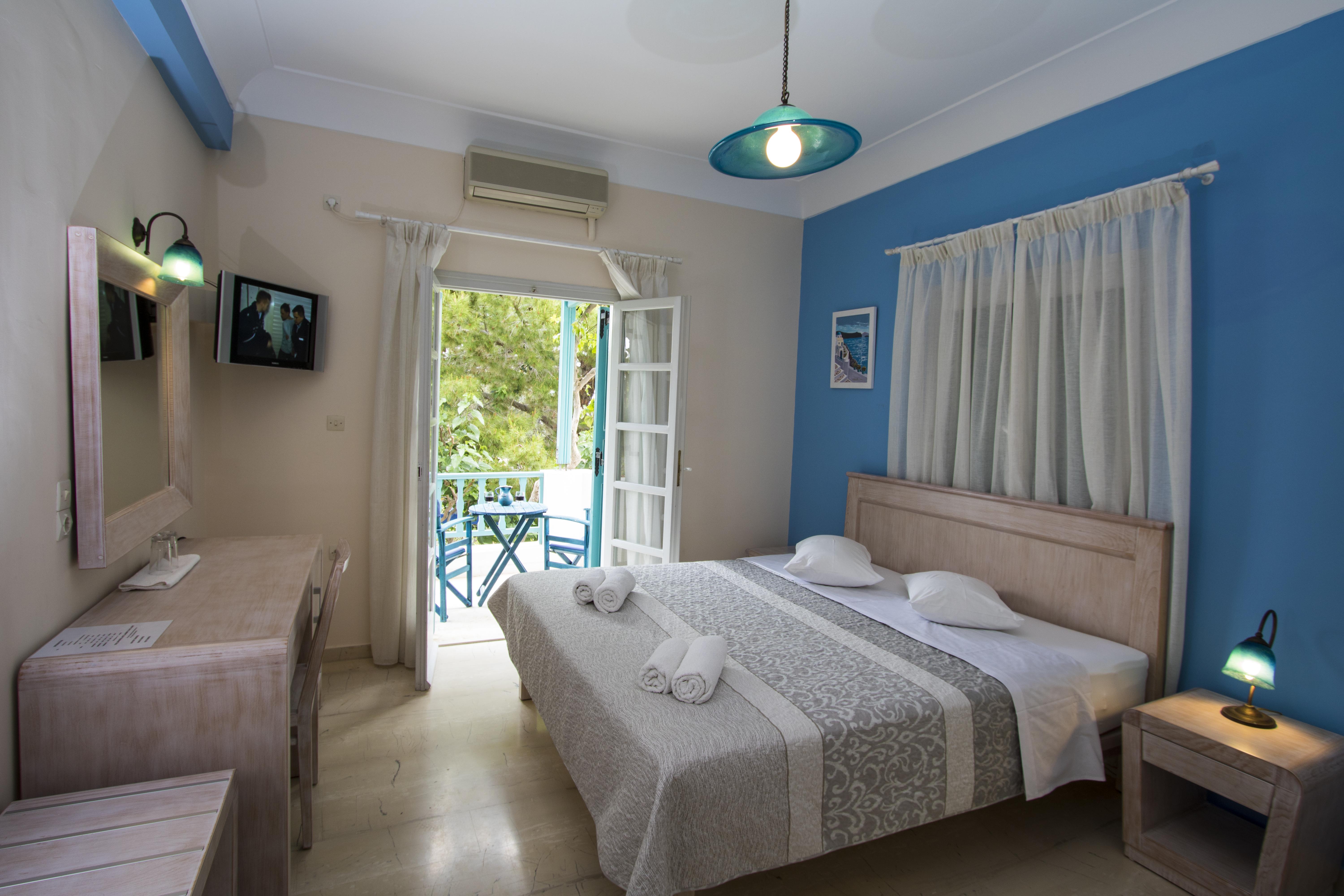 Hotel Andreas Камарі Екстер'єр фото