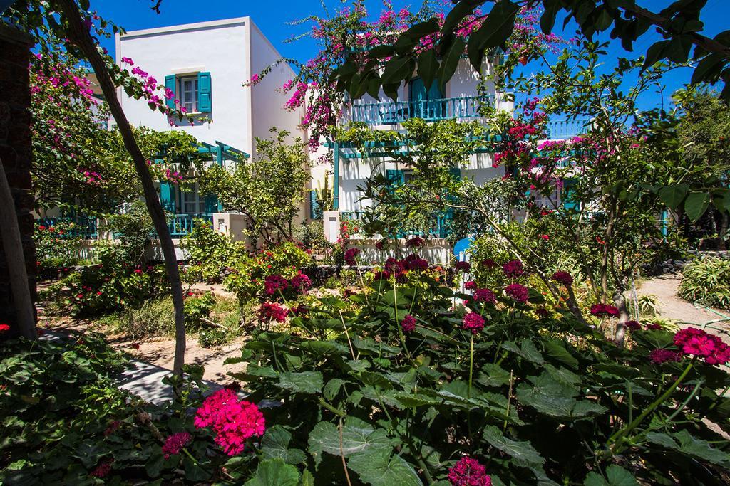 Hotel Andreas Камарі Екстер'єр фото